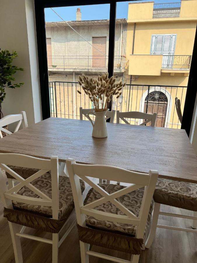 Al Vicolo Stretto Daire Brancaleone Marina Dış mekan fotoğraf